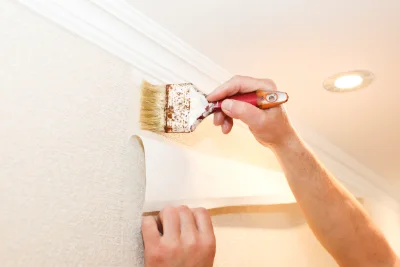 Pose de papier peint à Verneix — revêtements muraux et toiles de verre